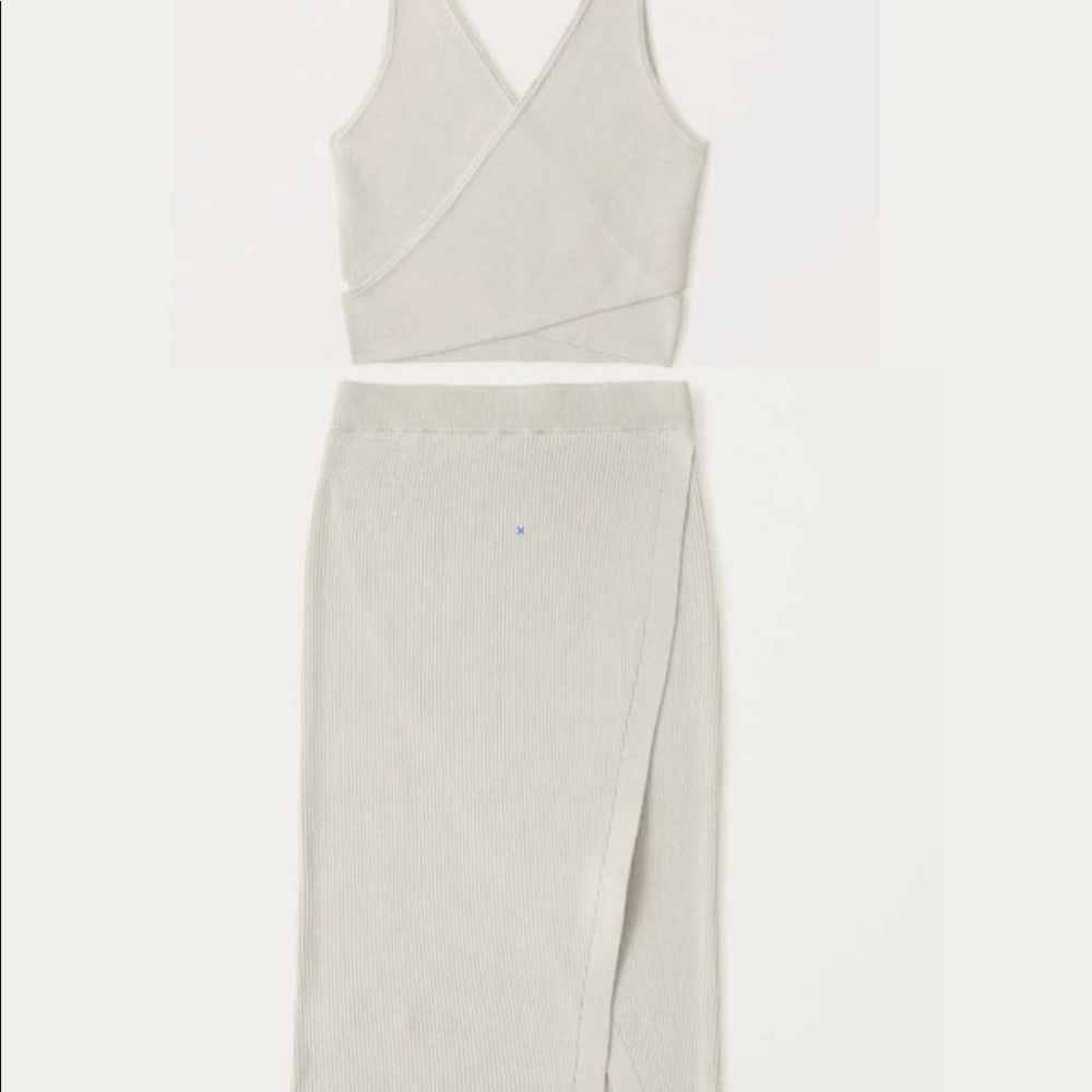 Abercrombie Wrapped Knit MIDI Skirt Set